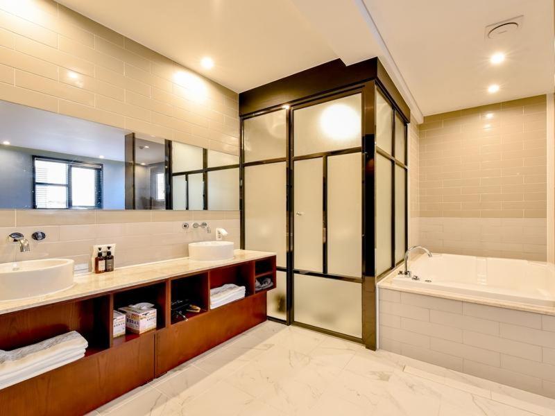 Brown Dot Yangjeong Hotell Busan Exteriör bild