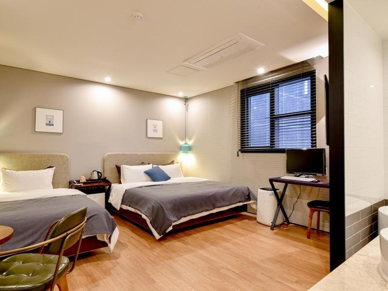 Brown Dot Yangjeong Hotell Busan Exteriör bild