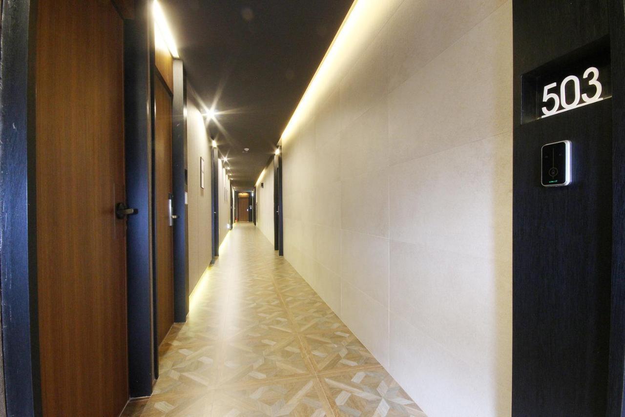 Brown Dot Yangjeong Hotell Busan Exteriör bild